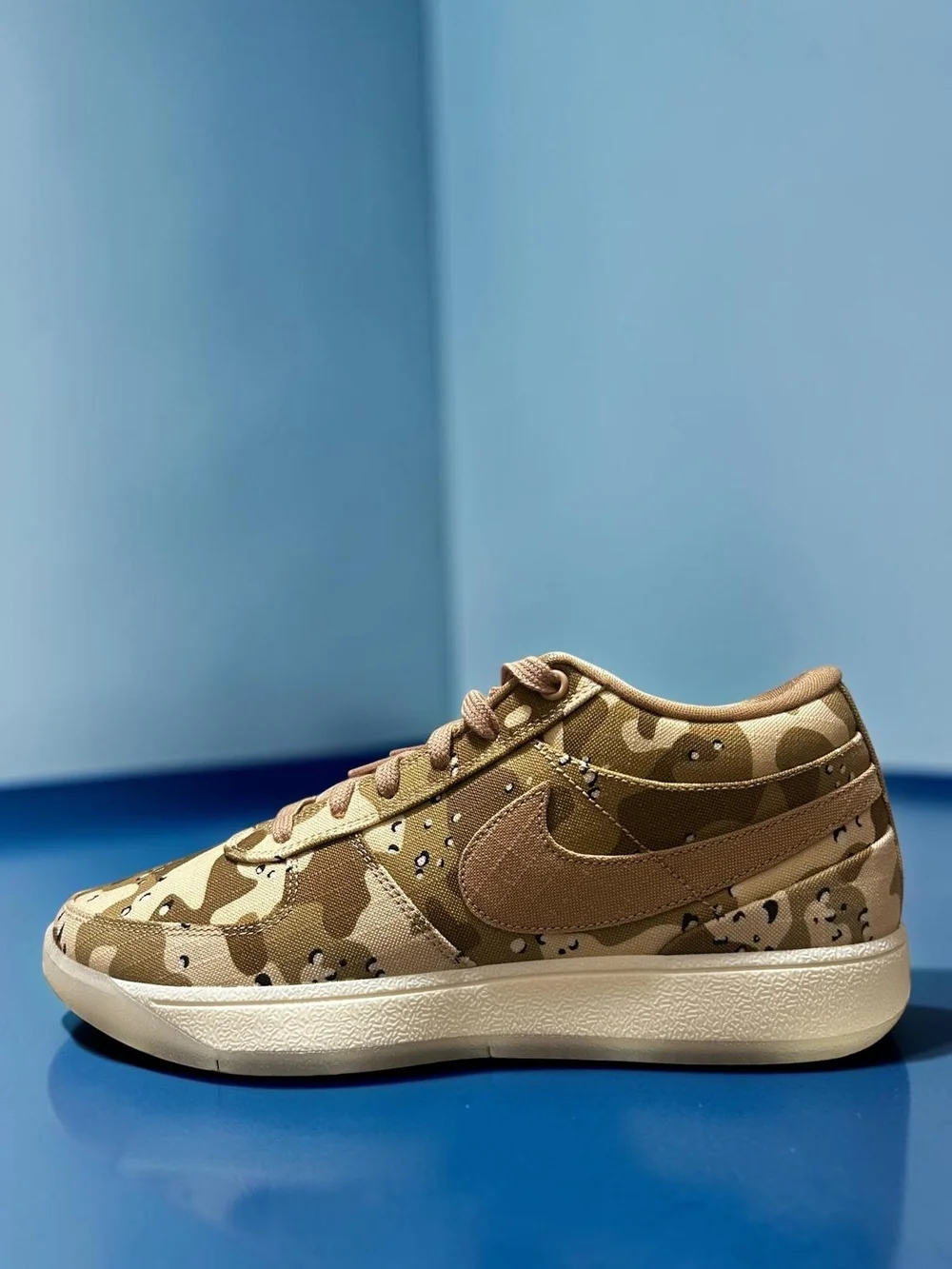 Nike Men’s Low-Top Camo Sneaker in Desert Tan